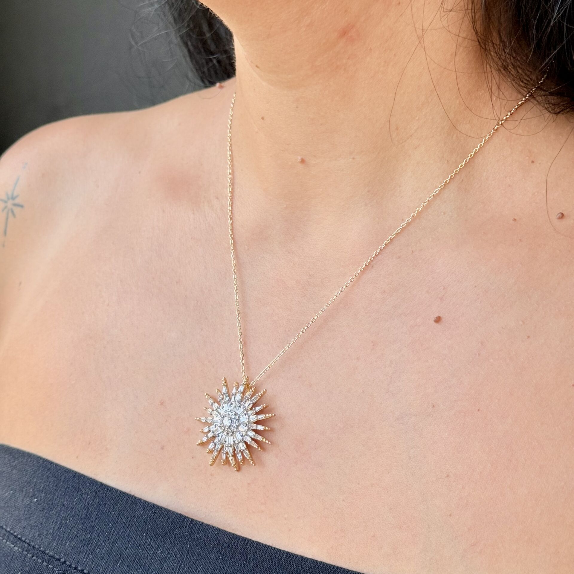 Kutup Yıldızı Zirkon Taşlı Kolye Gold