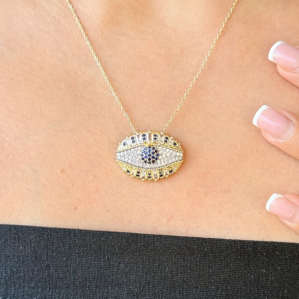 Kare Göz Detay Zirkon Taşlı Kolye Gold