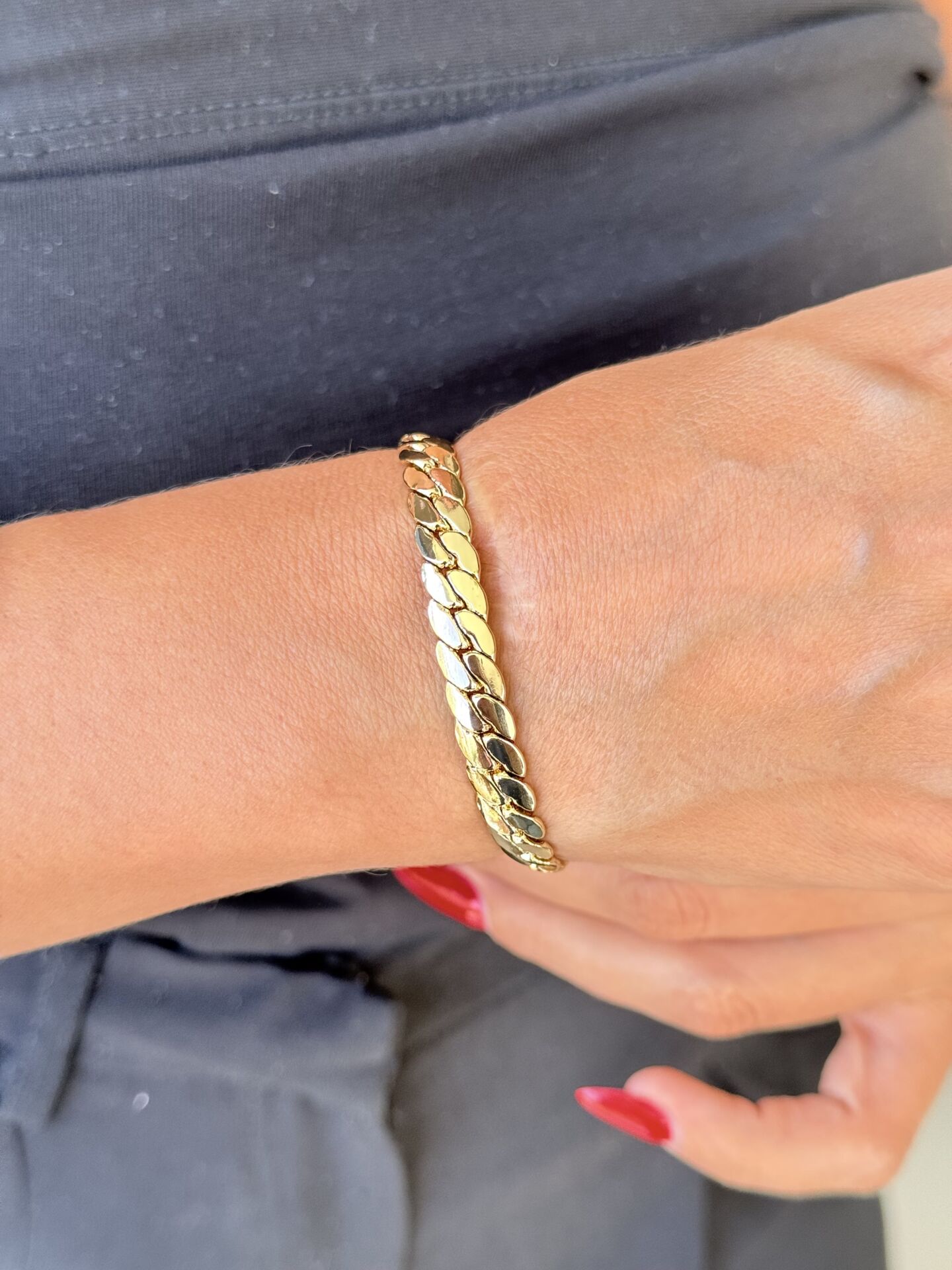 Vip Seri Balık Sırtı Bileklik Gold