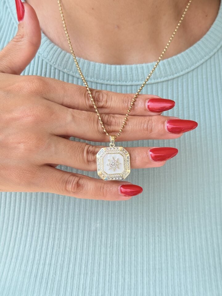 Yıldız Kare Kolye Zirkon Taşlı Paslanmaz Çelik Gold