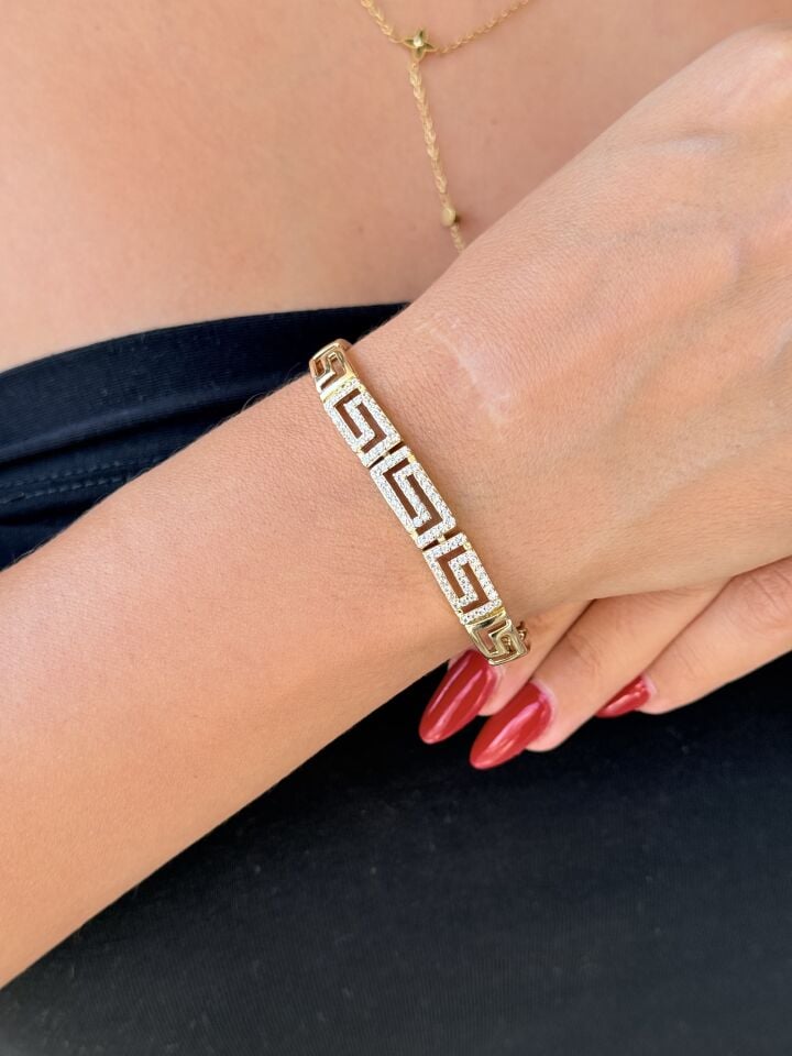 Zirkon Taşlı Labirent Vip Bileklik Gold