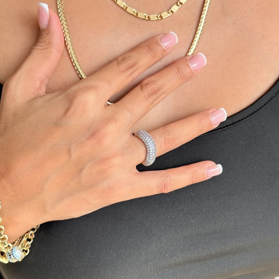 Zirkon Taşlı Gümüş Kıvrım Vip Yüzük