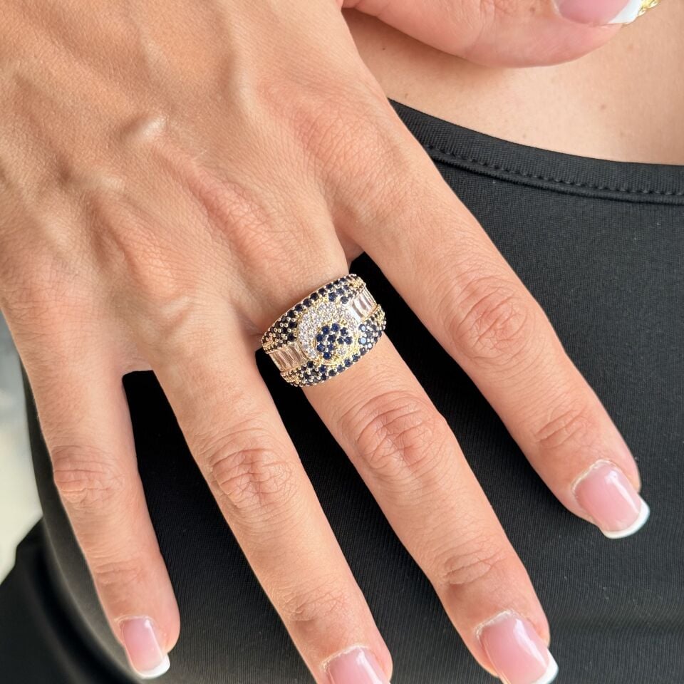 Hilal Model Zirkon Taşlı Yüzük