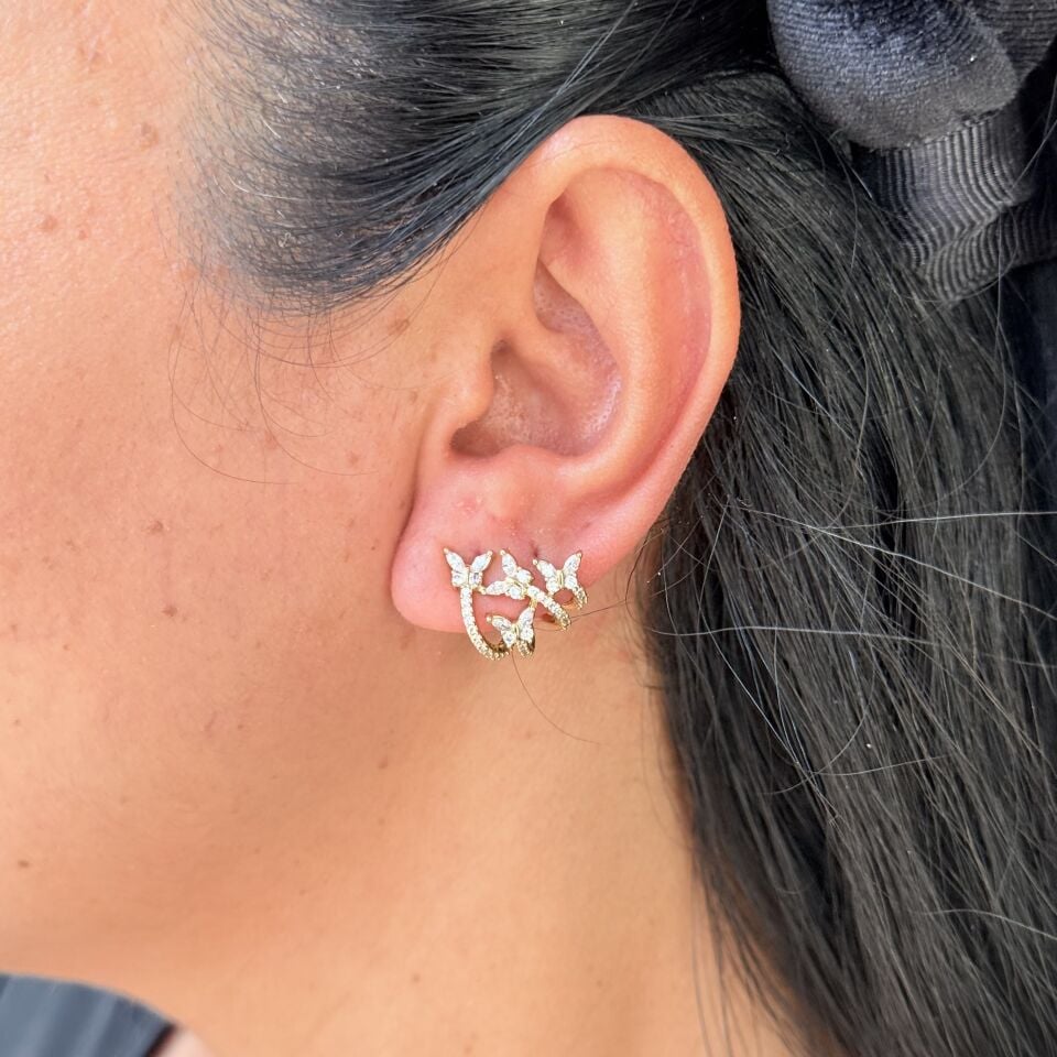 Kelebek Model Zirkon Taşlı Vip Küpe Gold