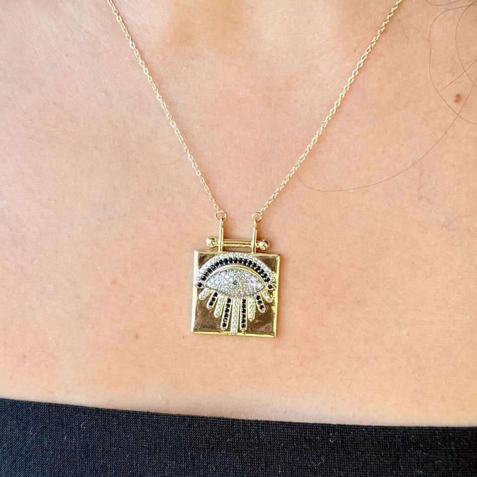 Kare Göz Detay Zirkon Taşlı Kolye Gold