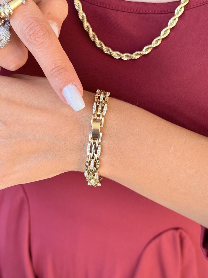 Sıra Zirkon Taşlı Vip Gurmet Bileklik Gold