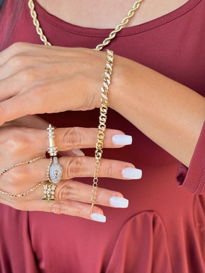 Zirkon Taşlı Sonsuz Gurmet Vip Bileklik Gold