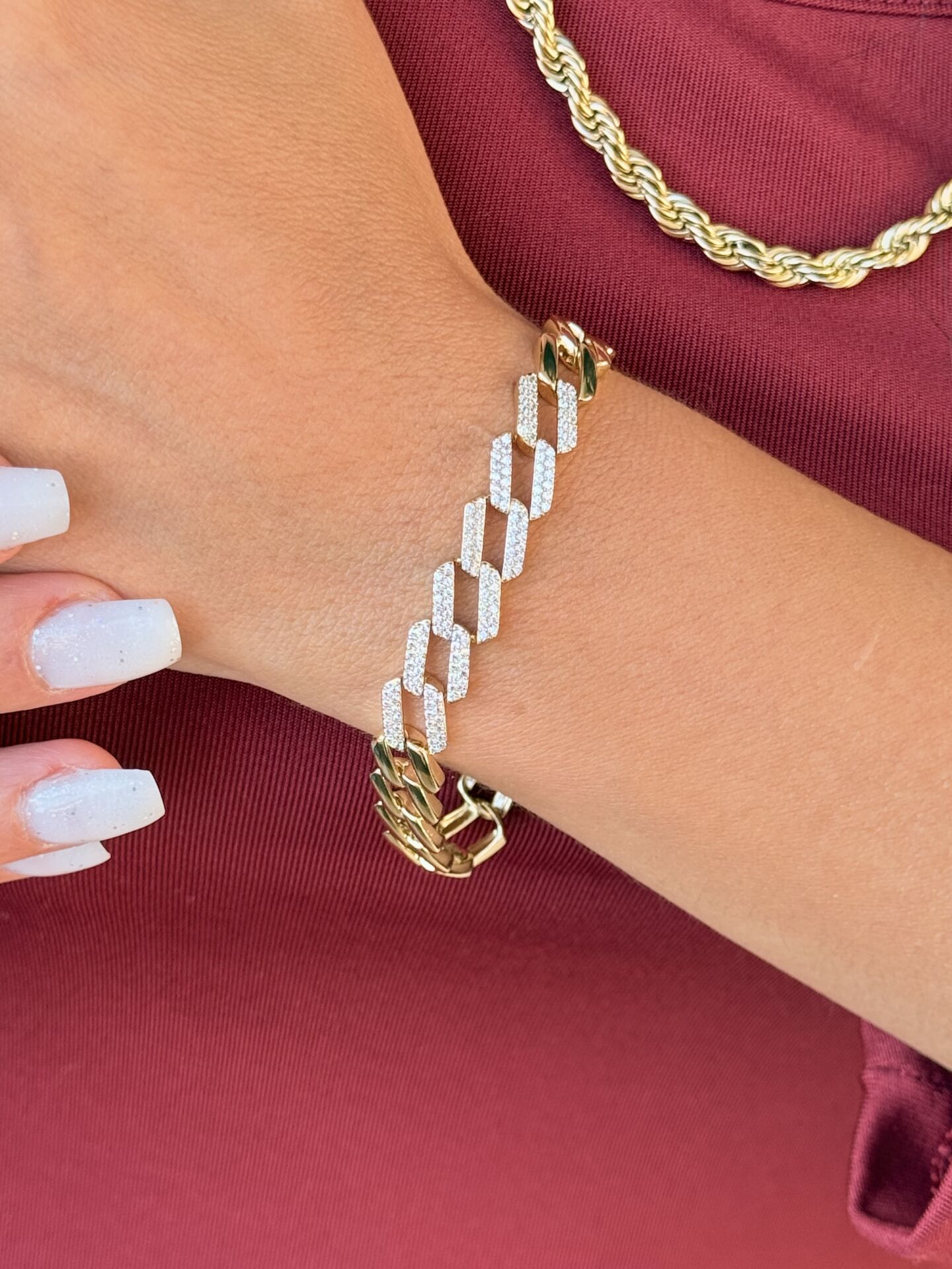 Zirkon Taşlı Çapraz Gurmet Bileklik Gold