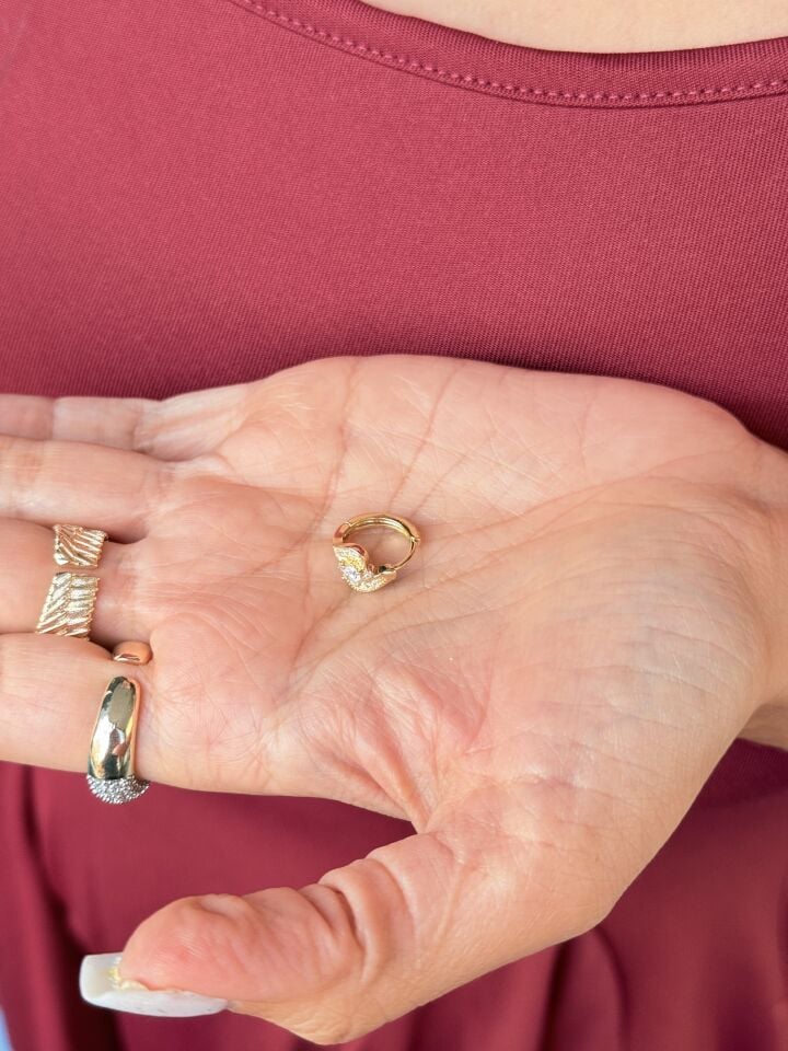 Çiçek Model Zirkon Taşlı Vip Küpe Gold