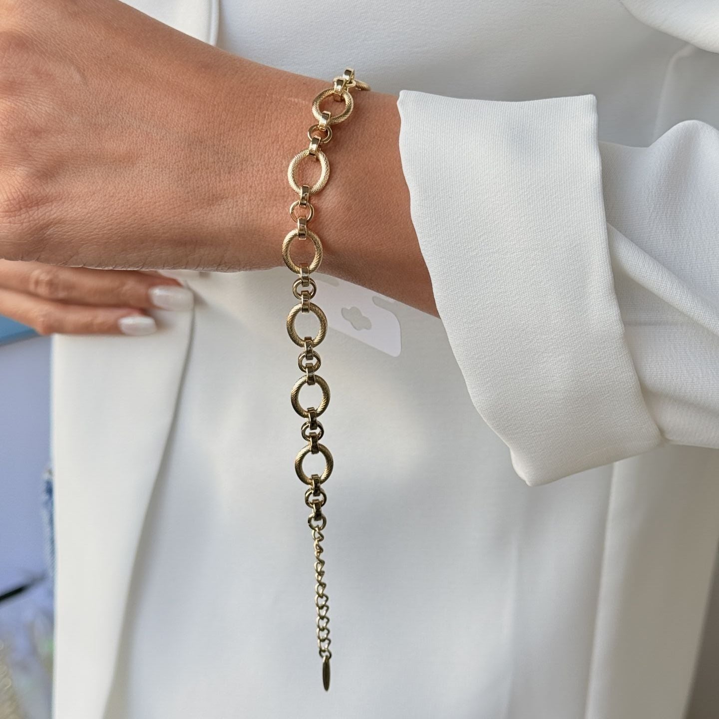 Halka Model Vip Bileklik Gold