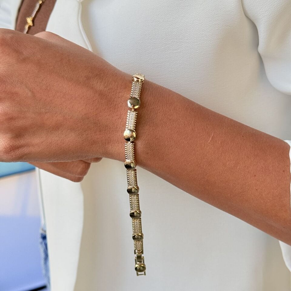 Topçuk Model Zirkon Taşlı Vip Bileklik Gold