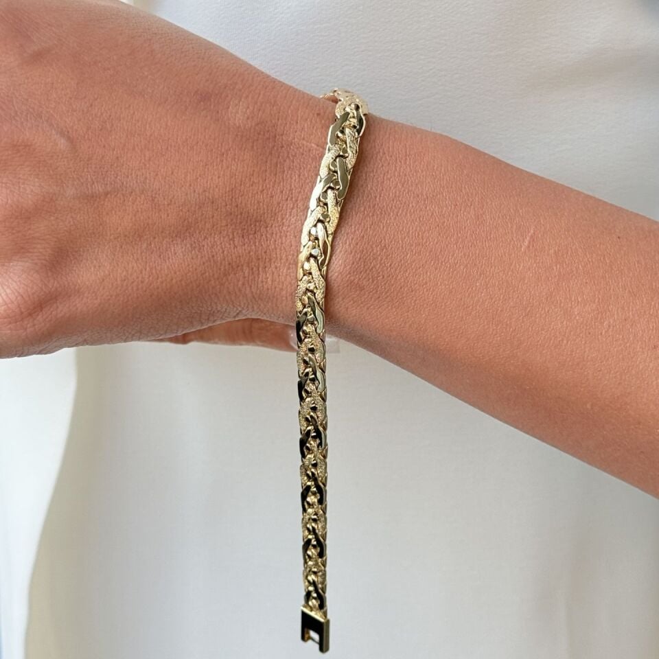 Örgü Model Vip Bileklik Gold