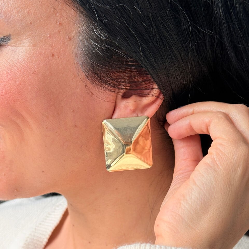 Kare Model Paslanmaz Çelik Küpe Gold