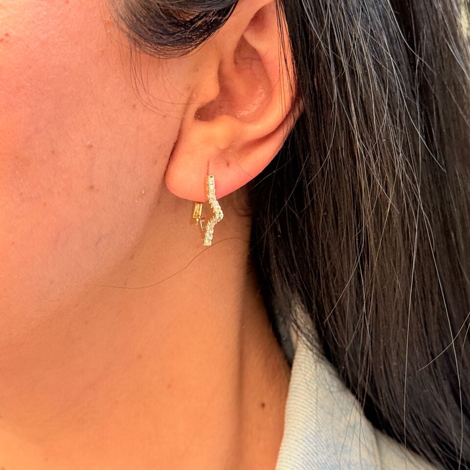 Zarif Yıldız Zirkon Taşlı Paslanmaz Çelik Küpe Gold