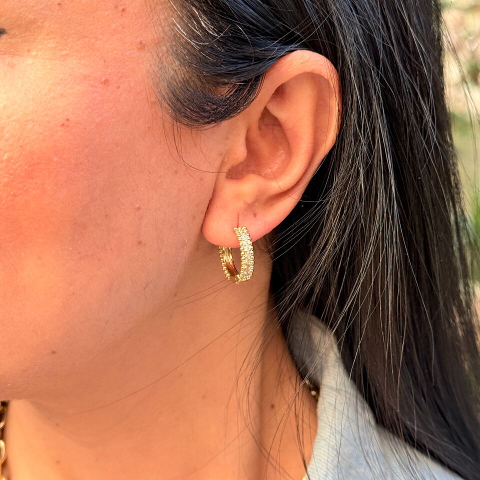 Halka Tırtıklı Zirkon Taşlı Paslanmaz Çelik Küpe Gold